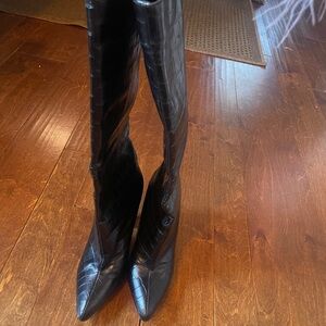 Black Knee-High Women's Boots